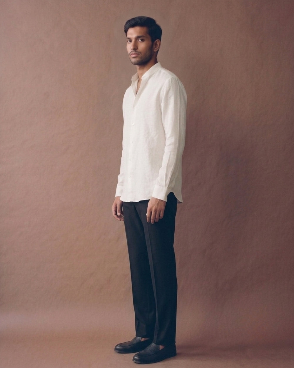 White Chinese Collar Linen Shirt